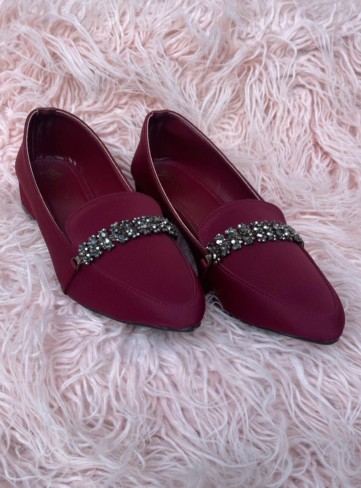 Court Shoes Maroon